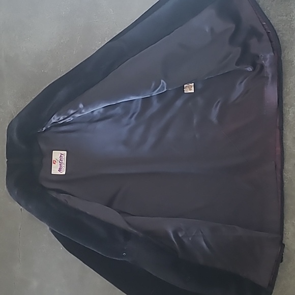 VINTAGE MONTEREY FASHIONS FAUX FUR COAT - Picture 6 of 10